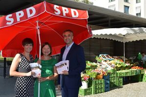 Stadträtin Katja Vogel, MdL Margit Wild sowie Vorsitzender und Stadtrat Dr. Thomas Burger (v.l.n.r.).